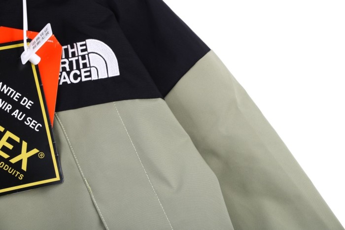 Clothes The North face 3