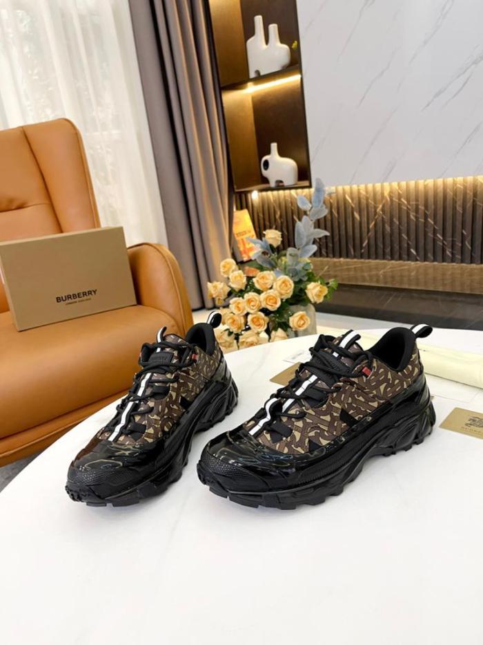 Burberry Arthur Monogram Print Black Bridle Brown