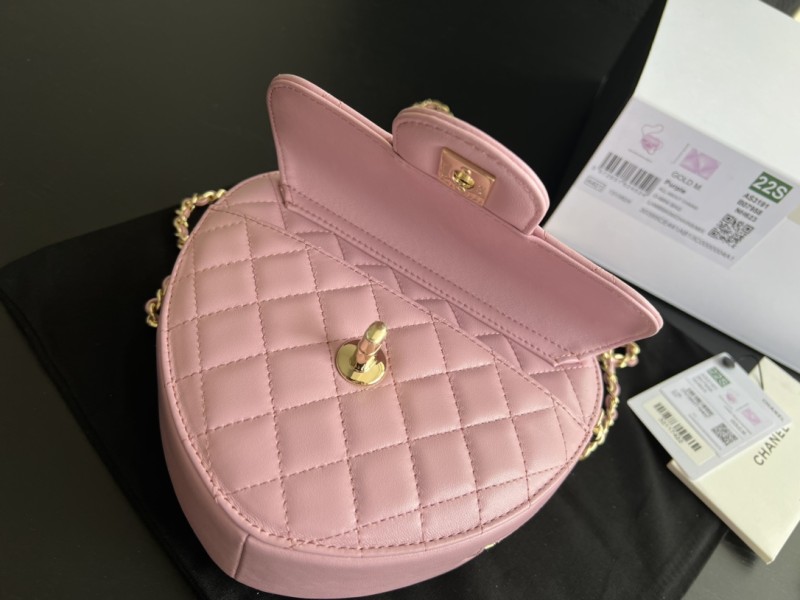 Handbag Chanel size 18cmx17cmx5 cm
