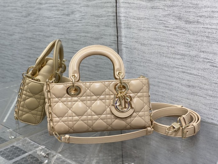 Handbag Dior size 22.5*6*11.5 cm