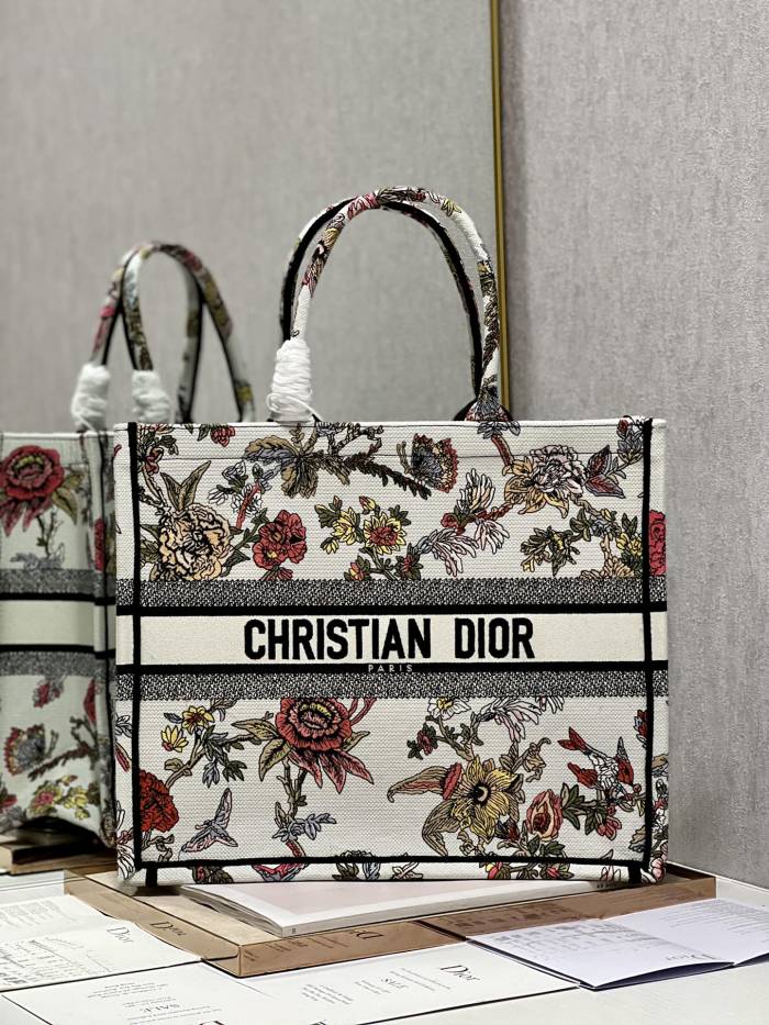 Handbag Dior 1286 size 41*32 cm