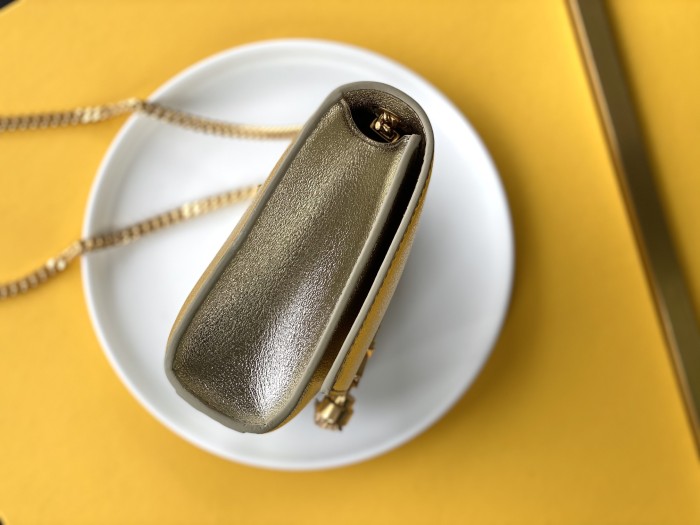 Handbags SAINT LAURENT 326078 size 24x14.5x5 cm