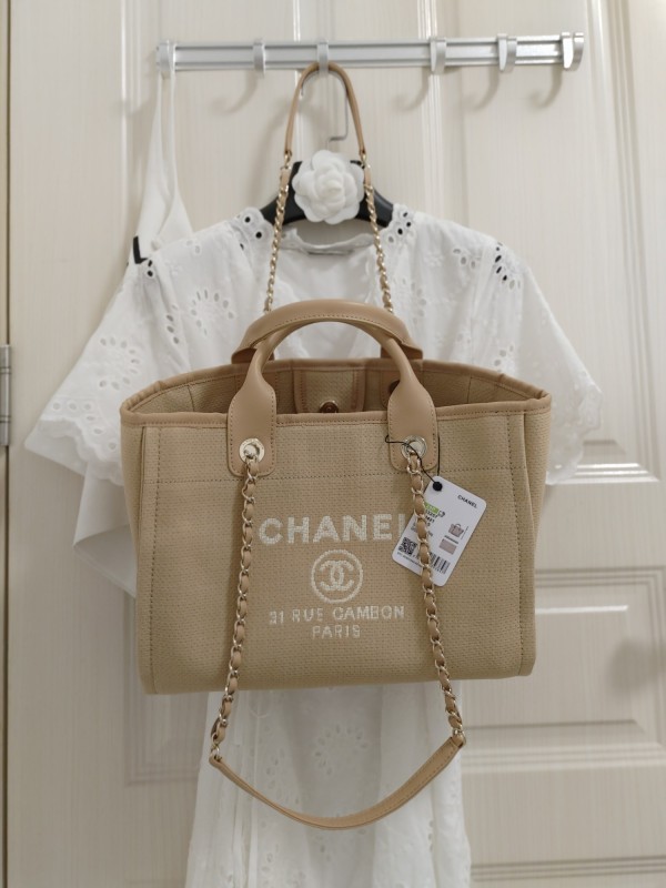 Handbag Chanel size 38 cm