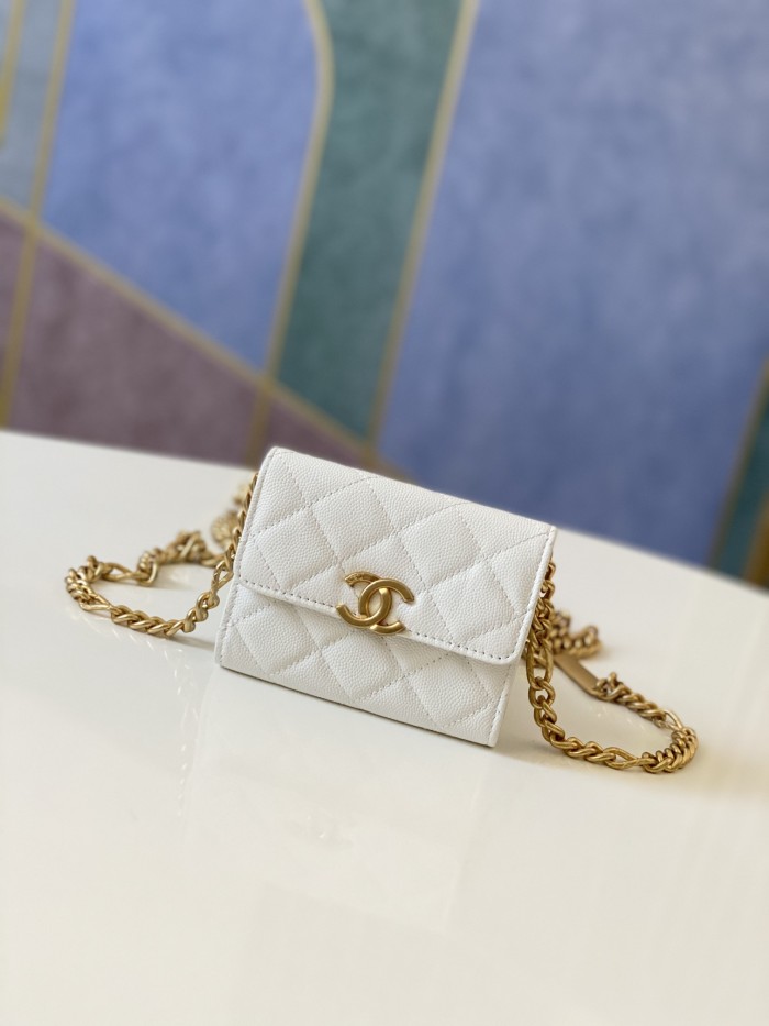 Handbag Chanel 81156 size 12 9 2.5 cm