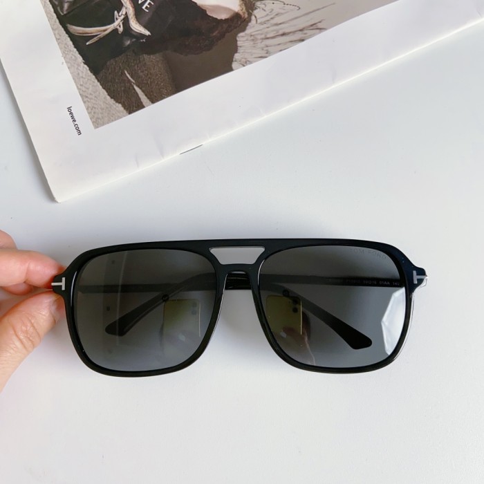 sunglasses tom ford TF0910 size:59-16-152