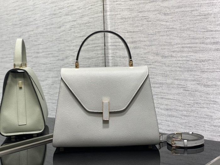Handbag VALEXTRA size 𝟐𝟔*𝟐𝟎*𝟏𝟐 𝐂𝐦