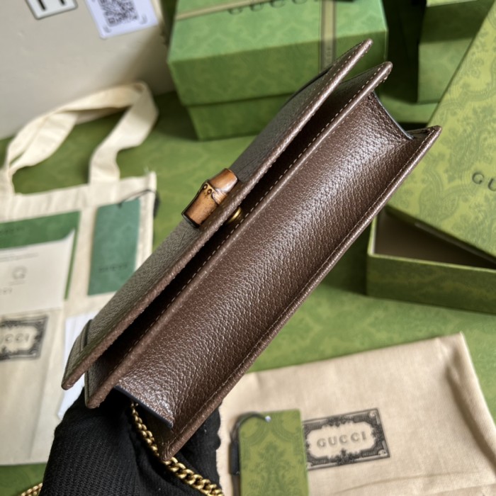 Handbag Gucci 696817 size 19x 11x 5 cm