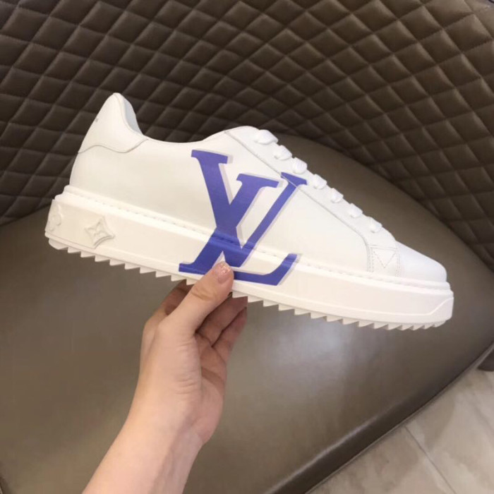 Louis Vuitton Low Top sneaker 21