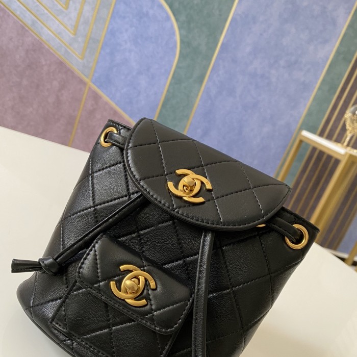 Handbag Chanel 88793 size 17 7 15 cm