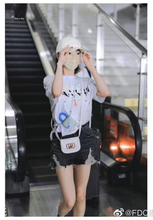 Clothes GALLERY DEPT 13