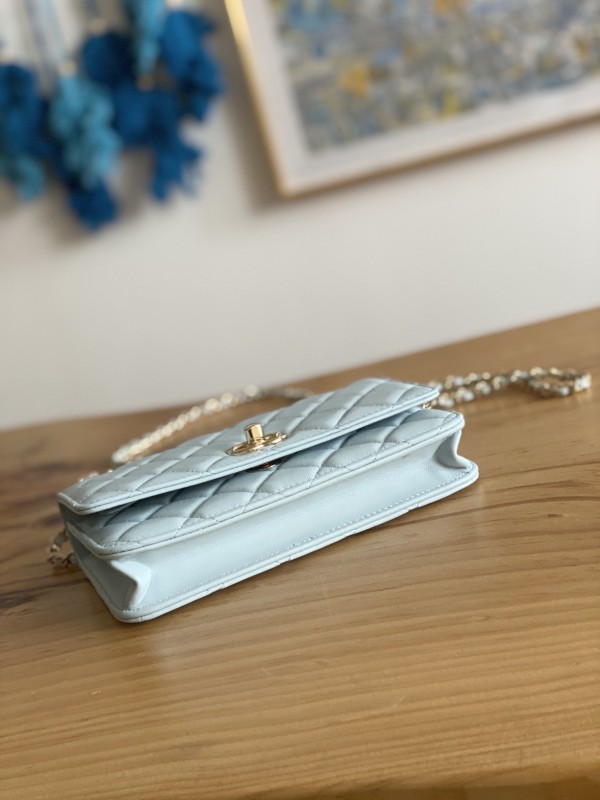 Handbag Chanel 88632 size 19 cm