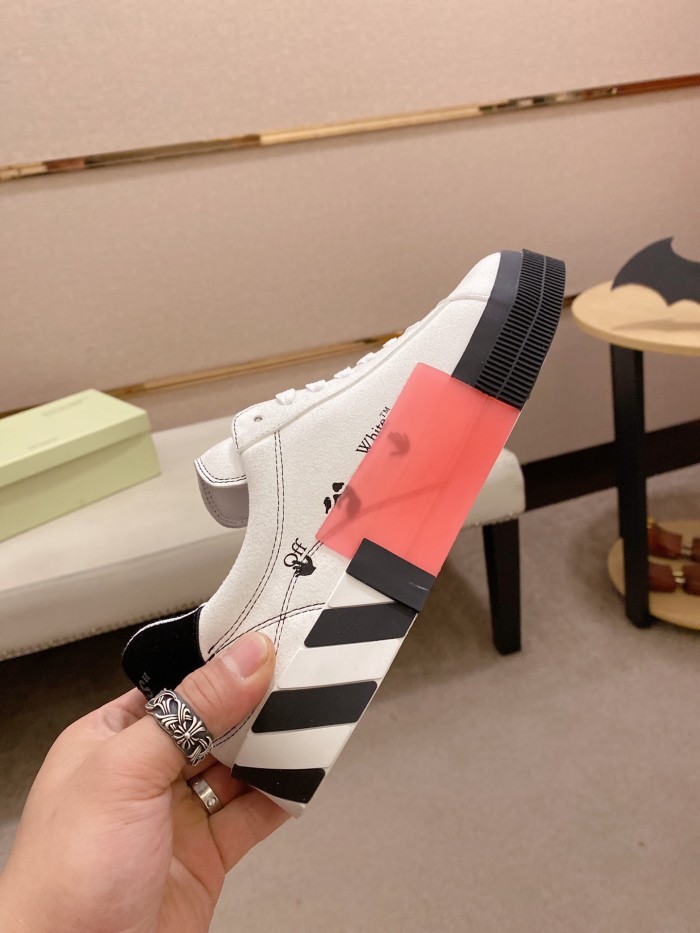 Off-White Low Vulc White Black (W)