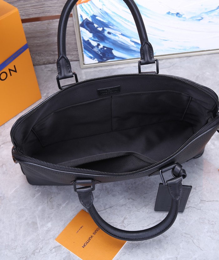 Handbag Louis Vuitton M59159 size 39x29x7cm