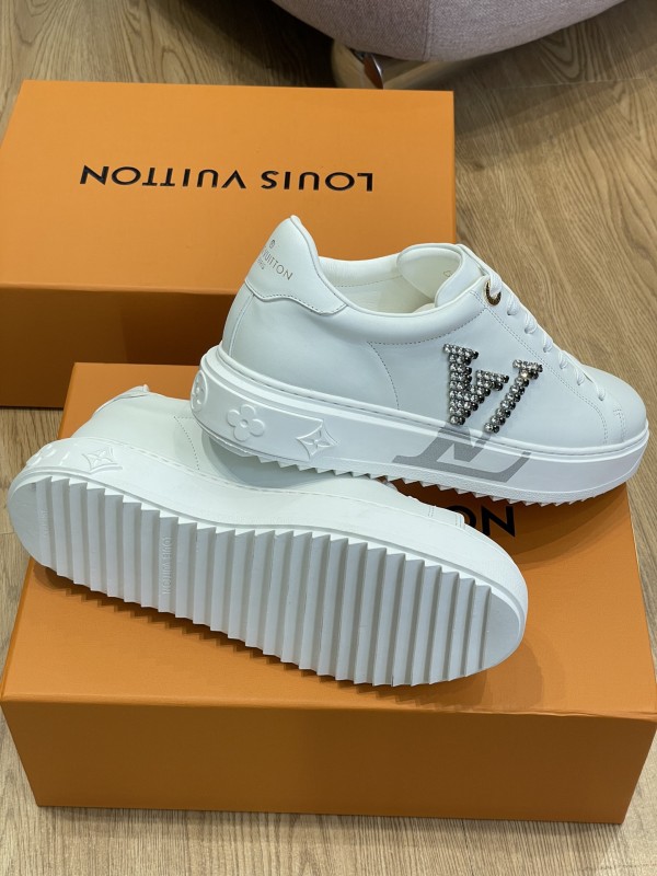 Louis Vuitton TIME OUT TRAINERS 6