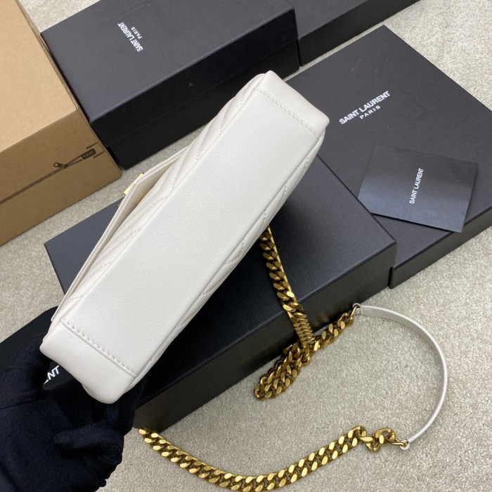 Handbags SAINT LAURENT 392737 size 24x17x6 cm