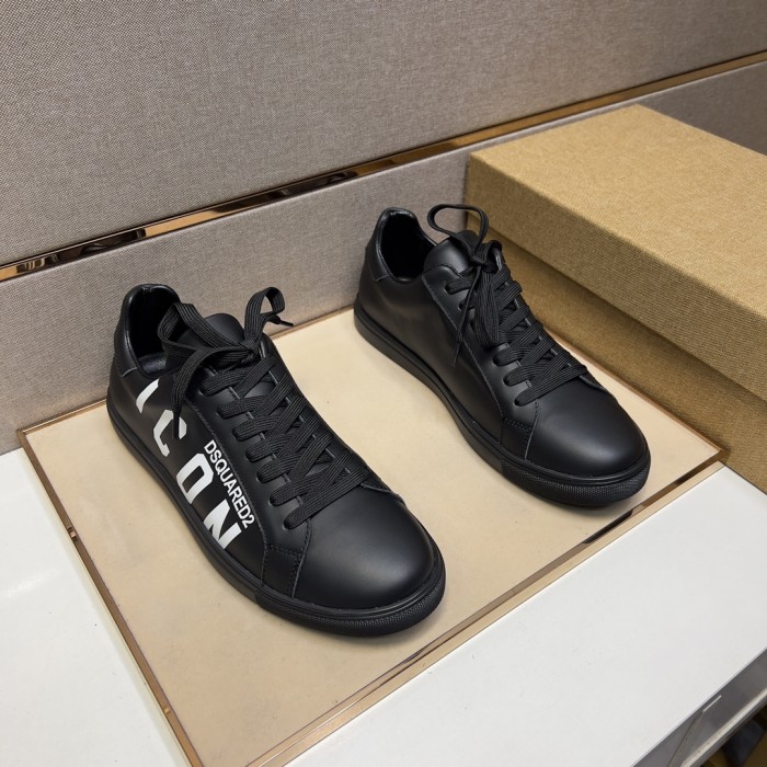 DSQUARED2 sneaker 42