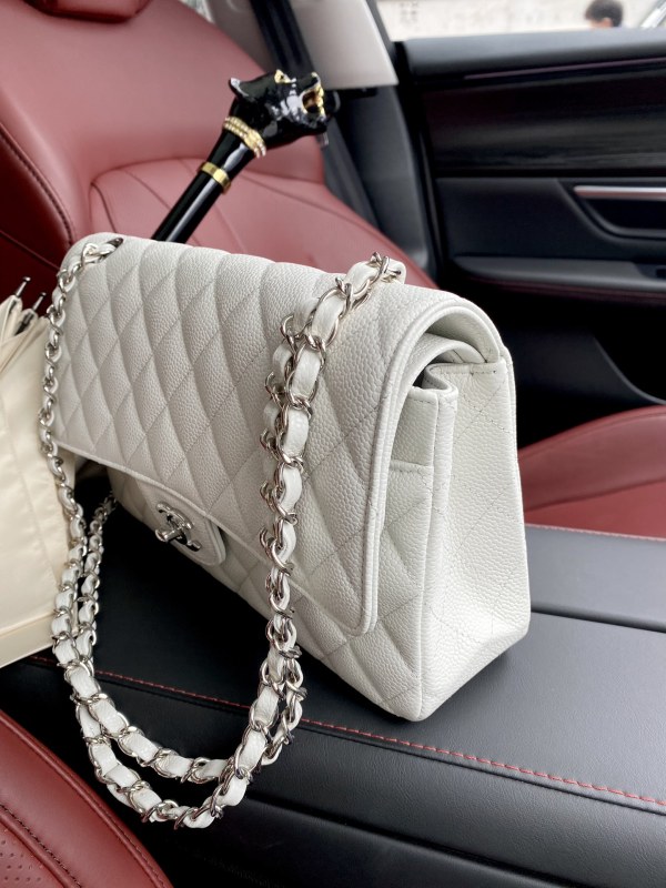 Handbag Chanel A01112 size 25.5*15.5*6.5 cm