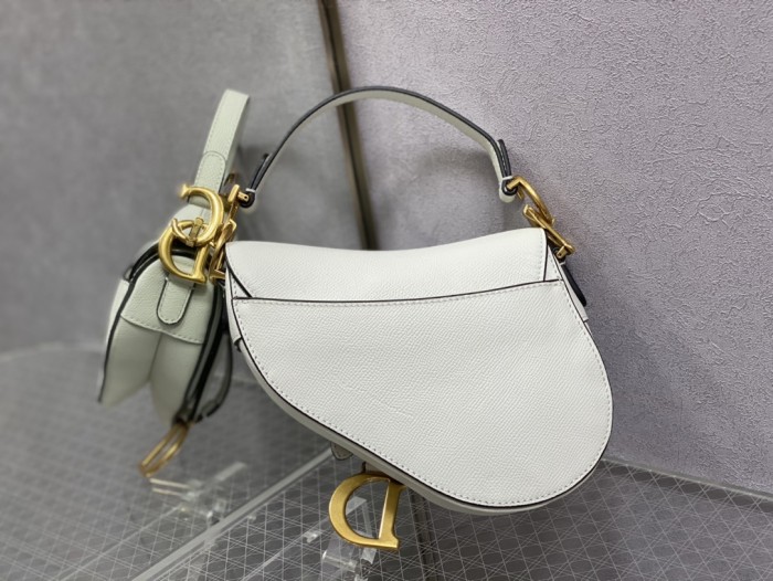 Handbag Dior size 19.5 cm