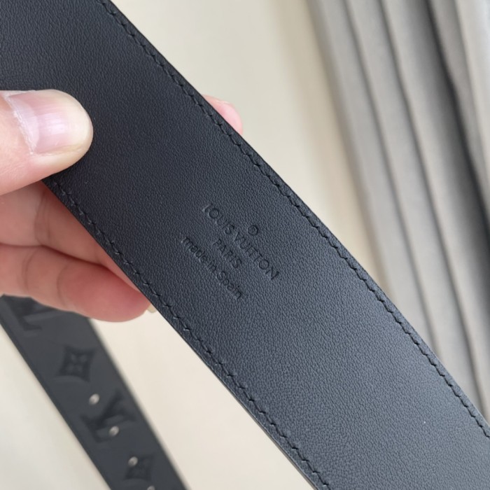 Louis Vuitton Belt 9 (width 4cm)