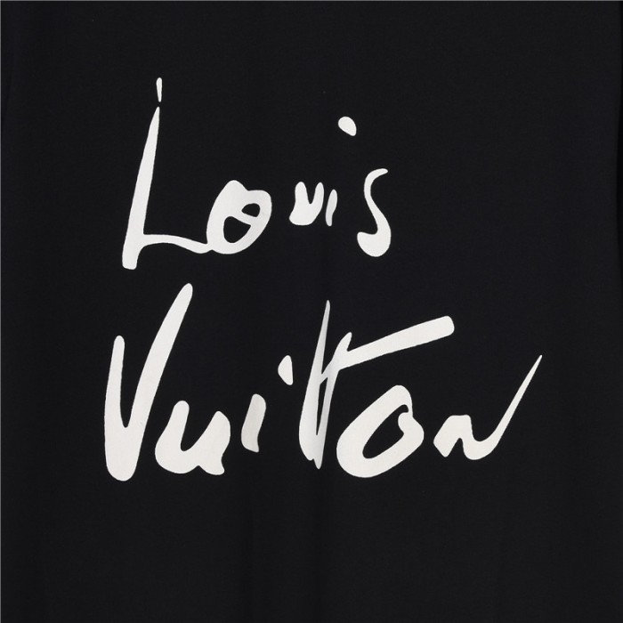 Clothes Louis Vuitton 382