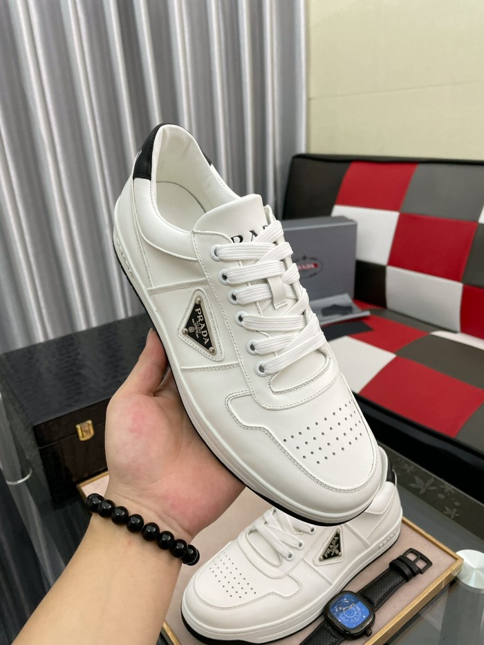Prada Low Top sneaker 5
