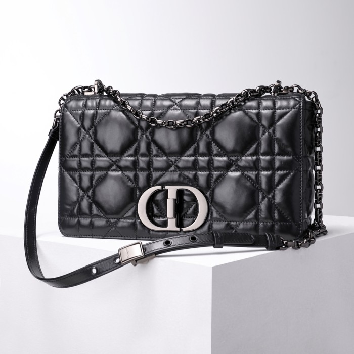 Handbag Dior 2023 size 28x17x9 cm