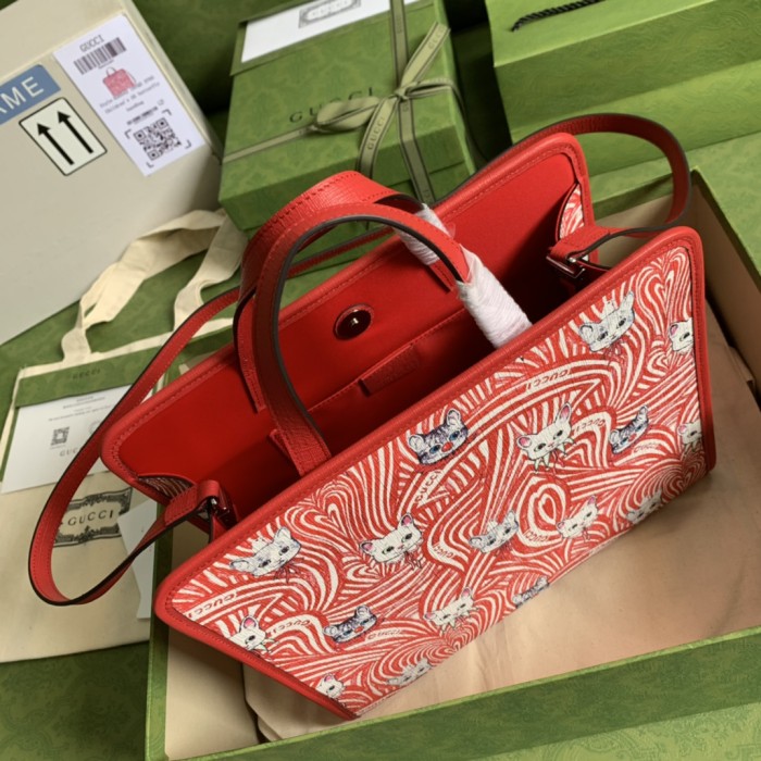 Handbag Gucci 630542 size 28*25*11 cm