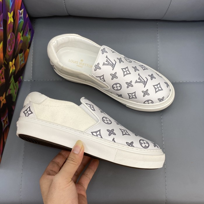 Louis Vuitton Monogram Denim sneaker 18
