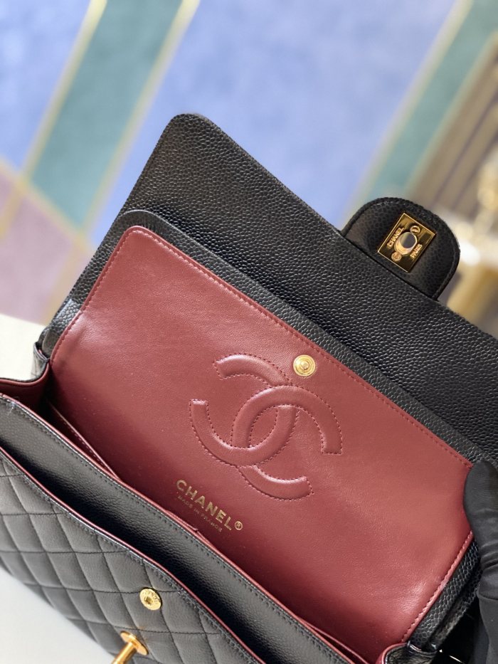 Handbag Chanel 112 size 26 cm