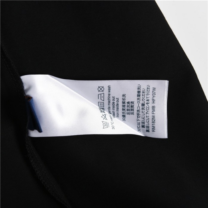 Clothes Louis Vuitton 13