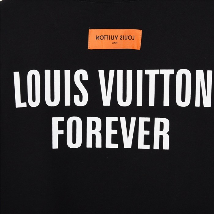 Clothes Louis Vuitton 154