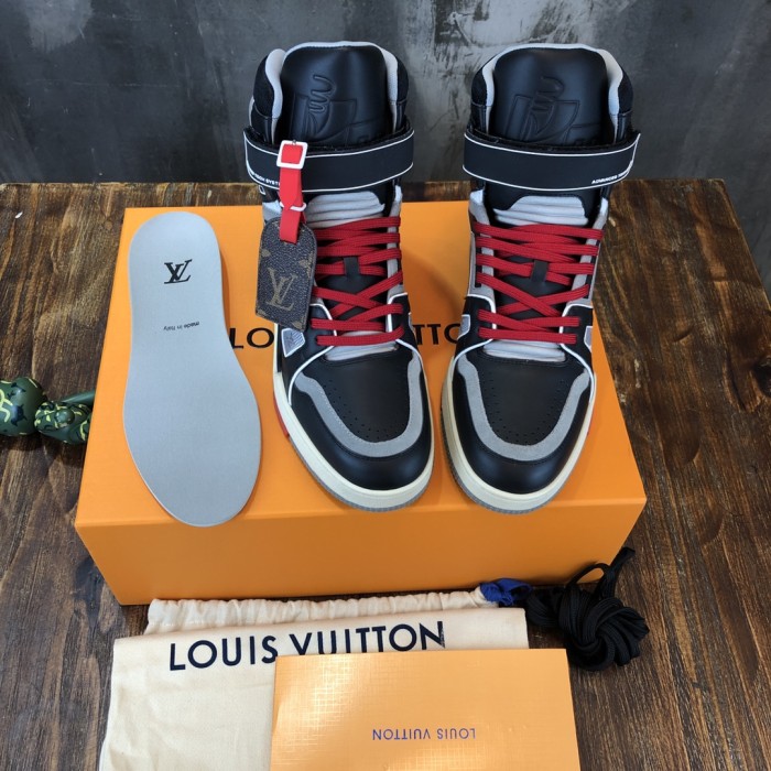 Louis Vuitton Trainer Sneakers 18