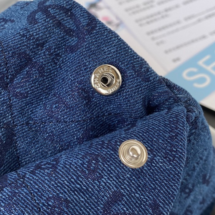 Handbag Chanel AS3261 size 39×42×8 cm