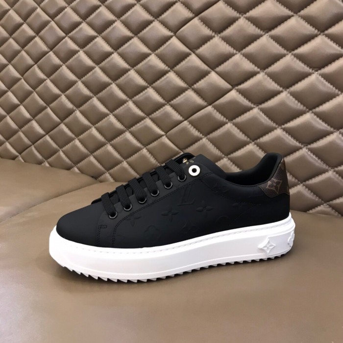 Louis Vuitton Low Top sneaker 49