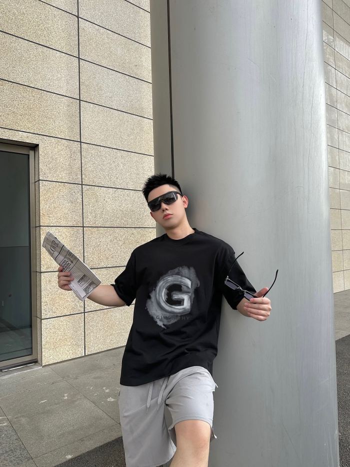 Clothes Givenchy 144