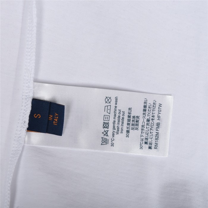 Clothes Louis Vuitton 67