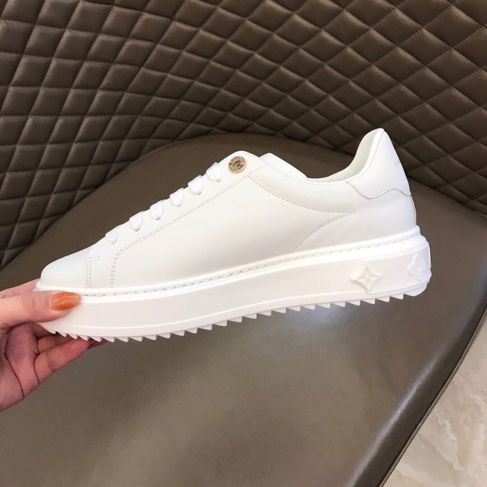 Louis Vuitton Low Top sneaker 15
