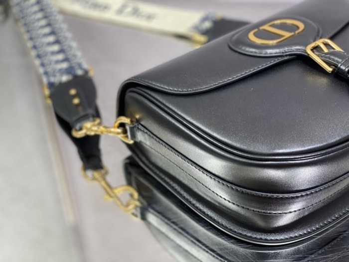 Handbag Dior size 27*18*19.5 cm