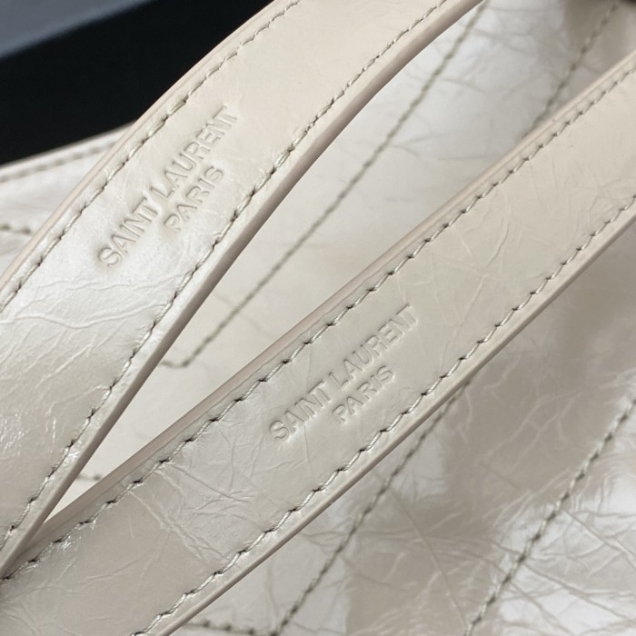 Handbags SAINT LAURENT 577999 size 33x27x11.5 cm