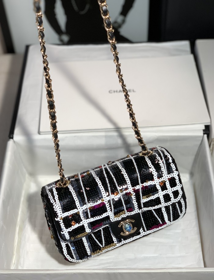 Handbag Chanel size 19 Cm