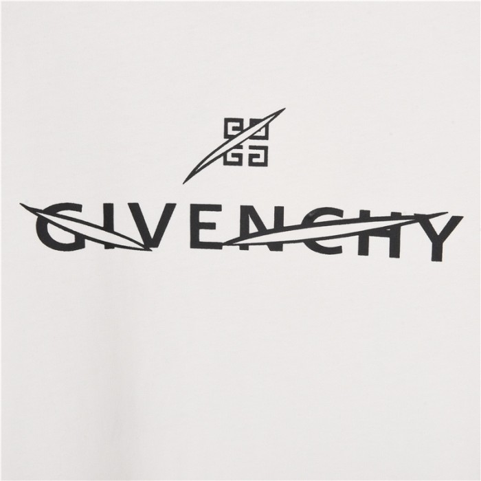 Clothes Givenchy 64