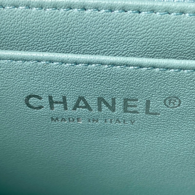 Handbag Chanel size 17 cm