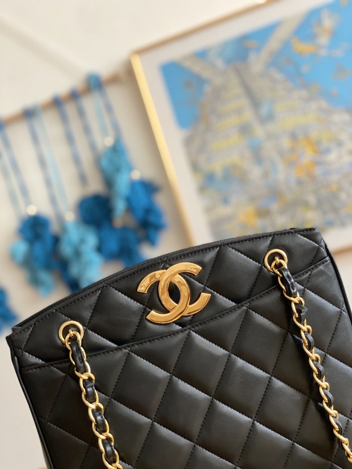 Handbag Chanel A98 size 28*9 *23 cm