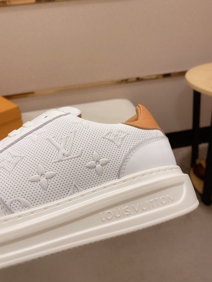 Louis Vuitton Low Top sneaker 118