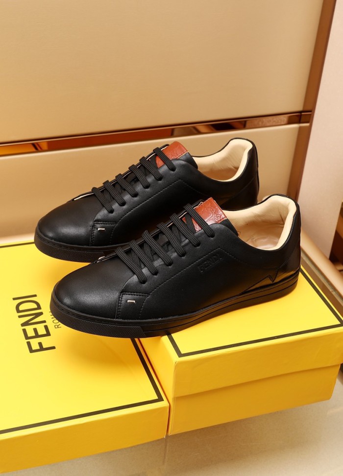 Fendi Low Top Sneakers 8
