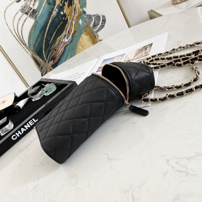 Handbag Chanel AP2084 size 18*10.5*5 cm