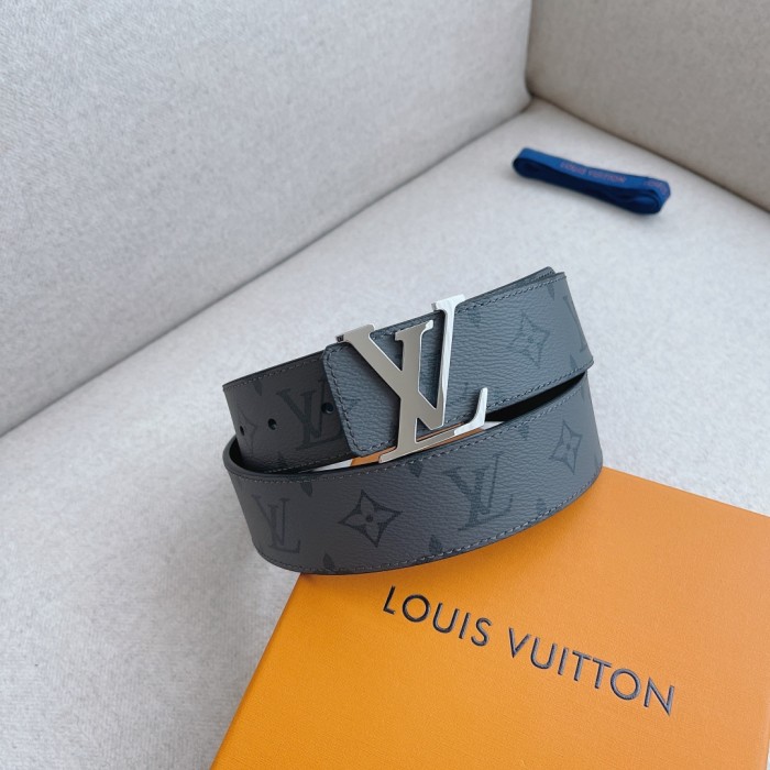 Louis Vuitton Belt 1 (width 4cm)
