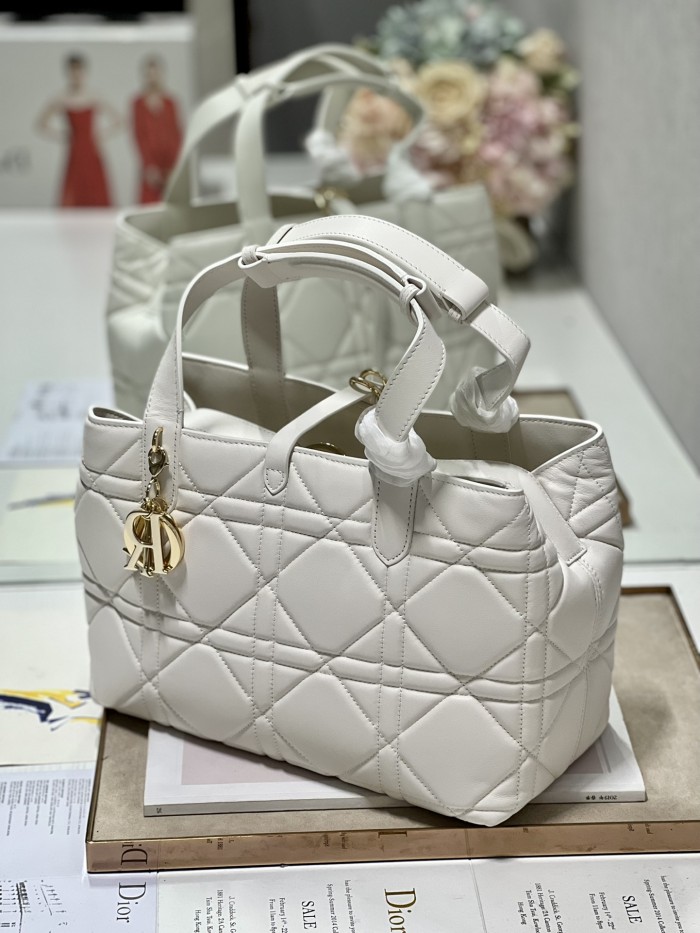 Handbag Dior 1188 size 30×36×15 cm