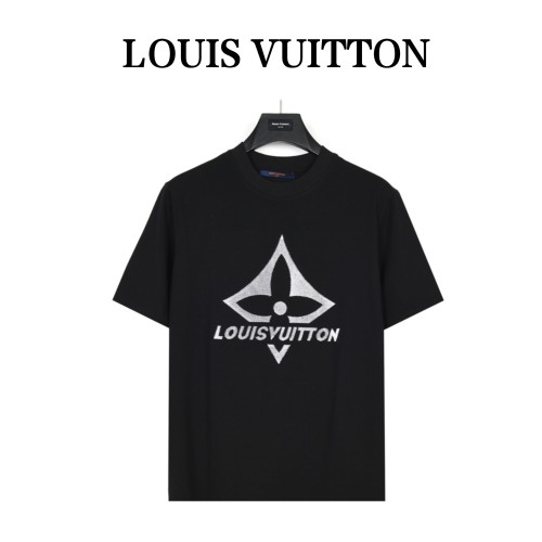 Clothes Louis Vuitton 3