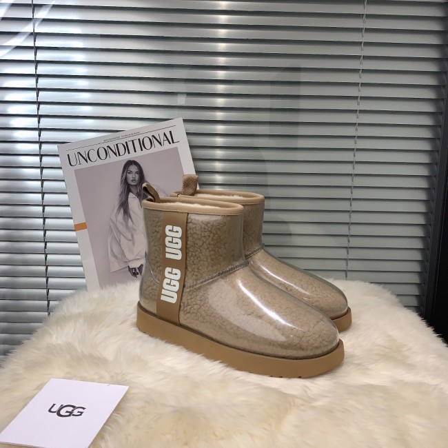 UGG Sneaker 13
